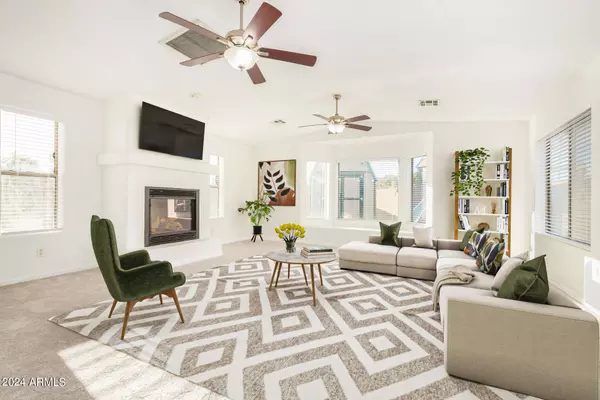 9616 N 43RD Lane, Glendale, AZ 85302