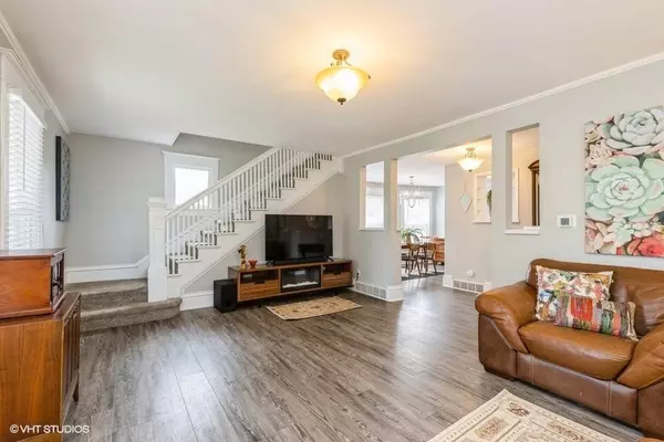 606 Rapids Street, Adel, IA 50003