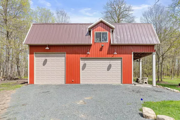 1250 Blair RD, Minnetrista, MN 55364