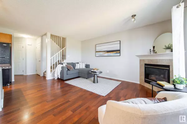 #93 287 MACEWAN RD SW, Edmonton, AB T6W 1T4