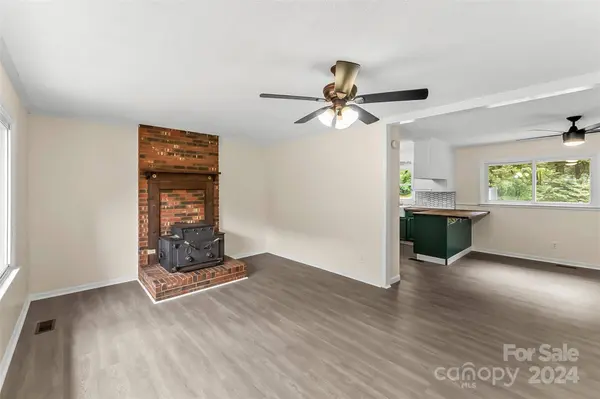 121 Twitty LN, Statesville, NC 28625