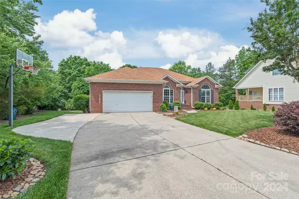 1459 Porters CT, Concord, NC 28025