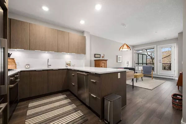 823 5 AVE NW #329, Calgary, AB T2N 0R5