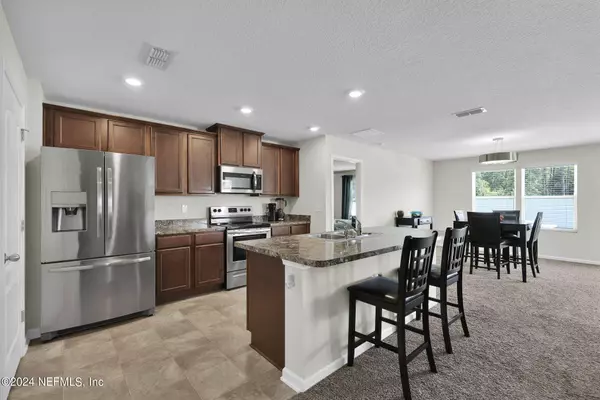 12403 SANDLE CT, Jacksonville, FL 32219