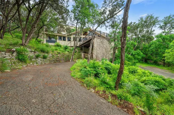 530 Dragon, Lakeway, TX 78734