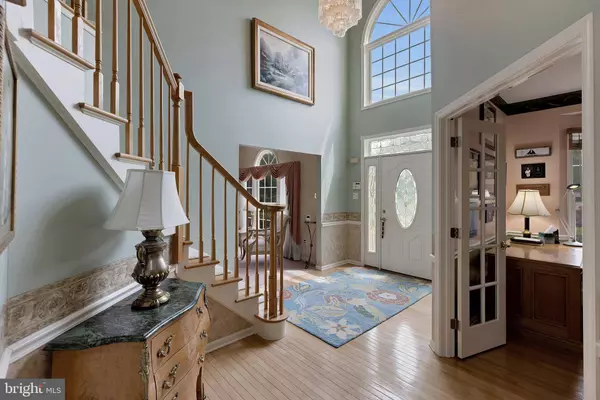 14 REGENCY DR, Voorhees, NJ 08043