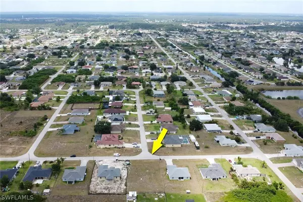 4907 Berryman St, Lehigh Acres, FL 33971