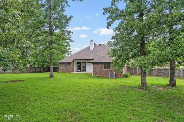 2121 Forest Hills Boulevard, Haughton, LA 71037