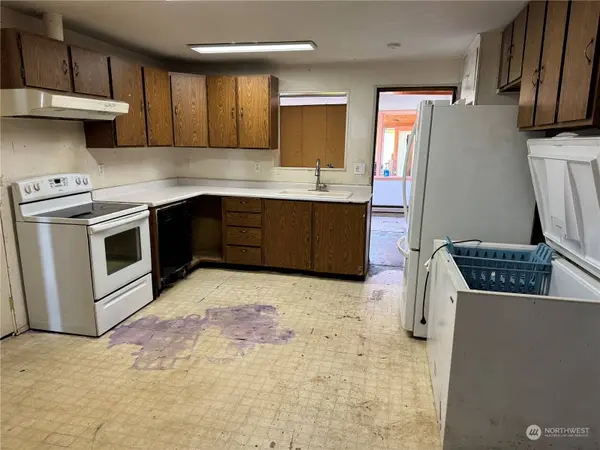 2329 122nd ST SW, Everett, WA 98204