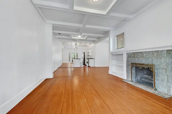 1194 San Bernard ST, Austin, TX 78702