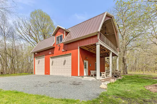 1250 Blair RD, Minnetrista, MN 55364