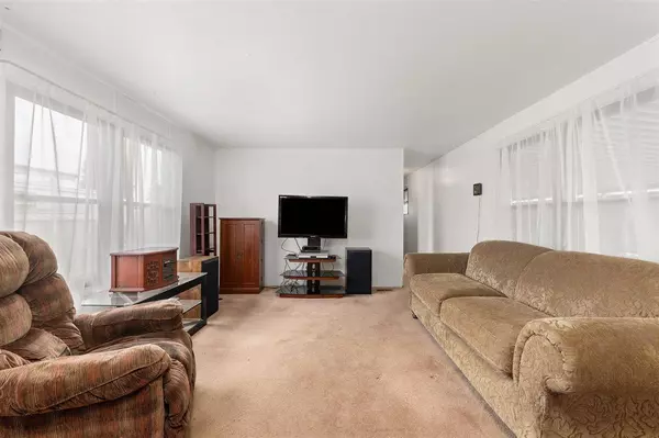 1211 E Lyons Ave ##102, Spokane, WA 99208