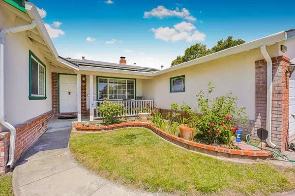 30352 Saint Annes PL, Hayward, CA 94544