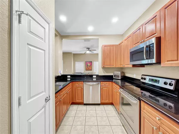 7824 BALLY MONEY RD, Tampa, FL 33610