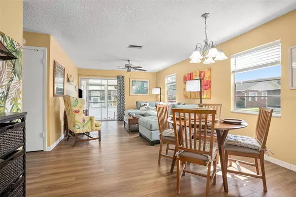 40 FAIRWAY CT #5C, Deland, FL 32724