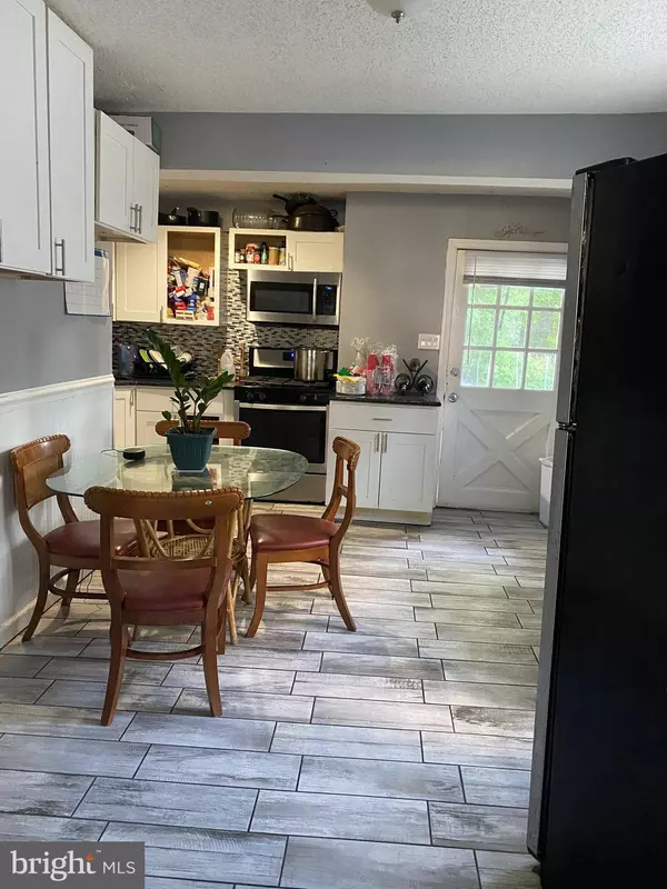 110 FAIRVIEW AVE, Somerdale, NJ 08083