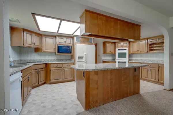 555 S Cactus Wren Street, Gilbert, AZ 85296