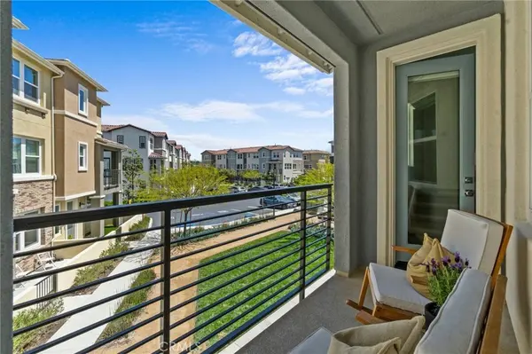 340 Adela, Lake Forest, CA 92630