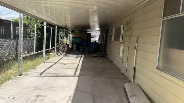 995 CHURCH Street, Bullhead City, AZ 86442