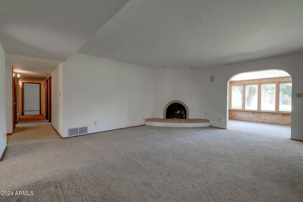 555 S Cactus Wren Street, Gilbert, AZ 85296