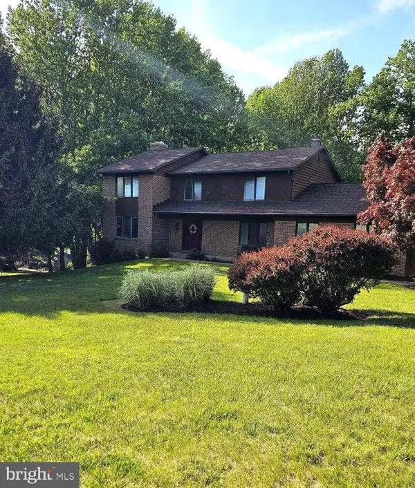 8 S LAKE WAY, Reisterstown, MD 21136