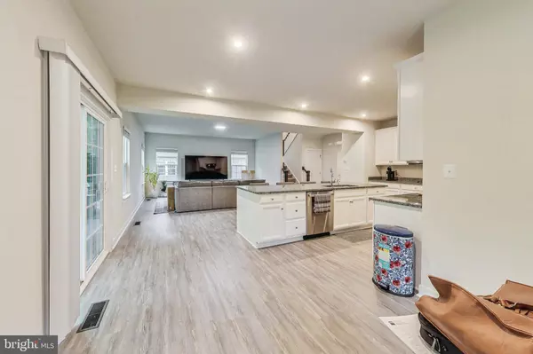 5609 IVY HILL DR, Fredericksburg, VA 22407