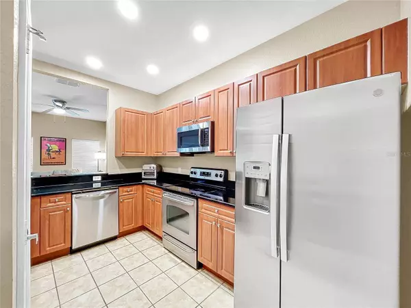 7824 BALLY MONEY RD, Tampa, FL 33610