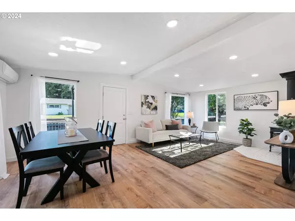 428 W CENTENNIAL BLVD, Springfield, OR 97477