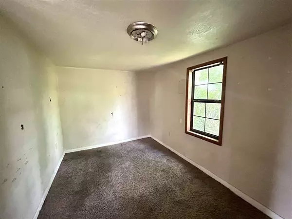 1813 NW Bell Ave, Lawton, OK 73507