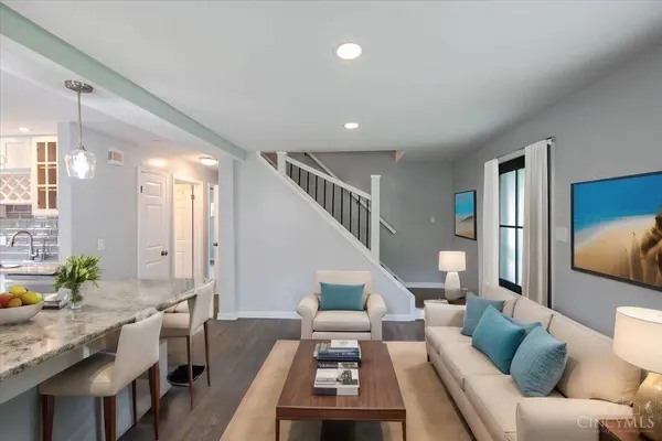 5510 Monardi Cir, Columbia Twp, OH 45213