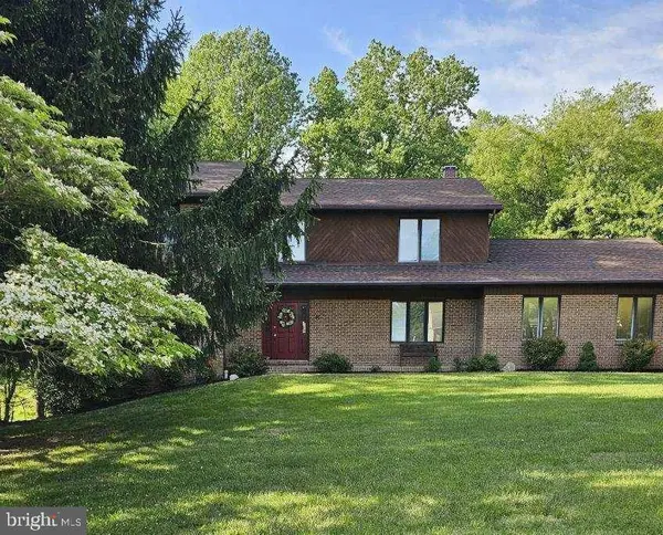 8 S LAKE WAY, Reisterstown, MD 21136