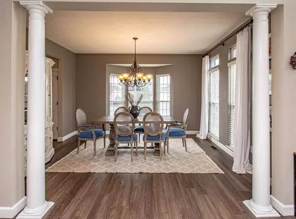 1268 Windsor Dr, Beavercreek, OH 45343