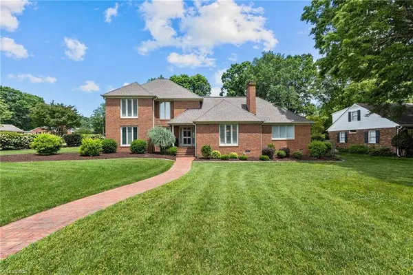 2243 Walker AVE, Burlington, NC 27215