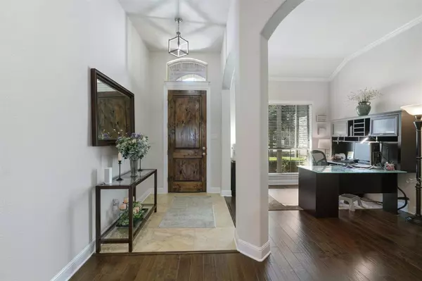 1004 Rowland CV, Round Rock, TX 78665