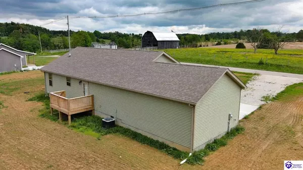 1656 Dan Dunn Road, Hodgenville, KY 42748