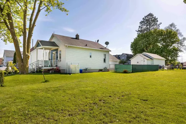 415 N Randolph Street, Cuba City, WI 53807