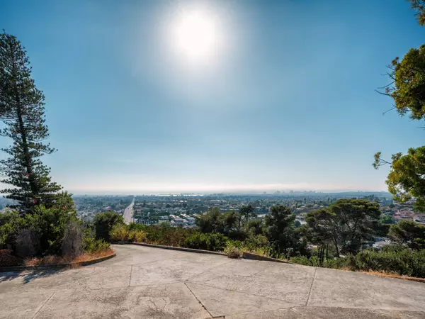 3600 Paradise Valley Rd, National City, CA 91950-3123