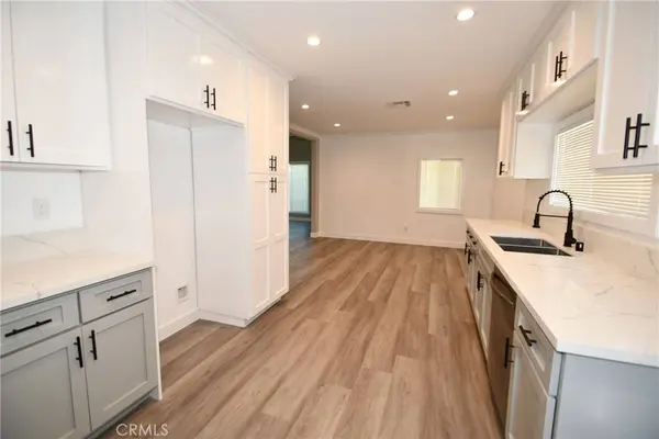 8620 Madison AVE, South Gate, CA 90280