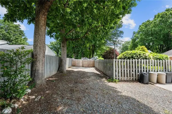 2243 Walker AVE, Burlington, NC 27215