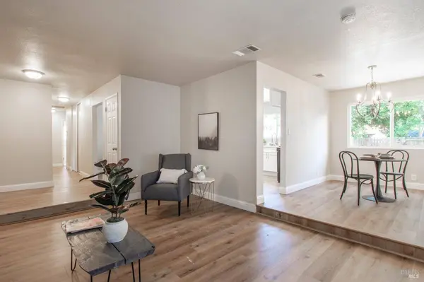 1936 Forest LN, Vacaville, CA 95687