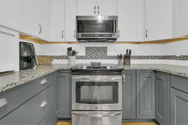 5805 Cardiff Ct, Hanahan, SC 29410