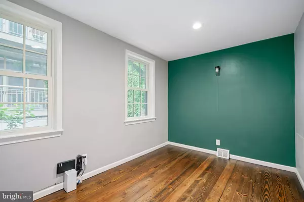 2138 TRYON ST, Philadelphia, PA 19146