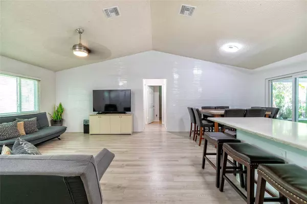 231 MOCKINGBIRD LN LN, Winter Springs, FL 32708