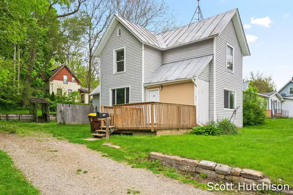 417 Division Street, Ionia, MI 48846