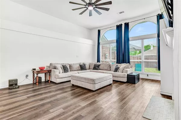 5709 Willowbrook Drive, Rowlett, TX 75088