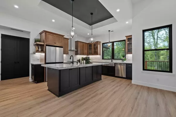 14080 Kyrsta CT, Sonora, CA 95370