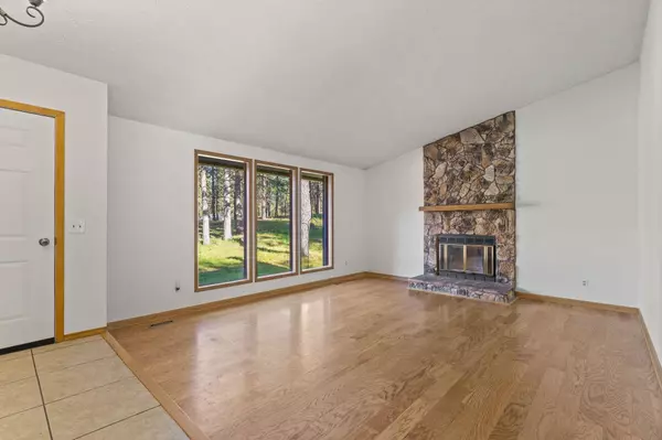 212 S Brooks Rd, Medical Lake, WA 99022