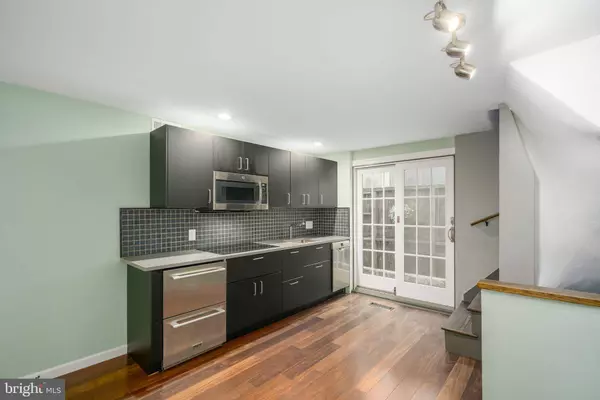 2138 TRYON ST, Philadelphia, PA 19146