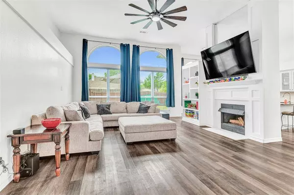 5709 Willowbrook Drive, Rowlett, TX 75088