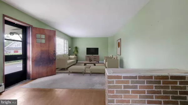 500 N CHESTNUT ST, Lansdale, PA 19446